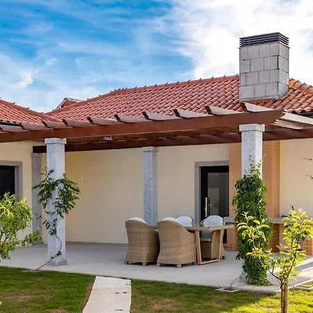 Casa Da Cruz Alta Holiday home